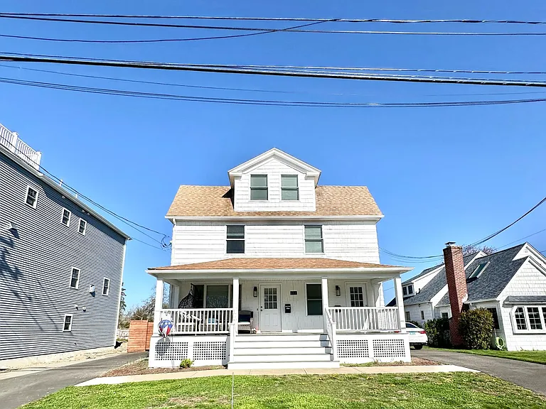 118 Kings Hwy #1 — Photo 23