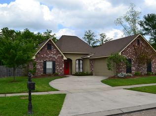 2691 Woodbend Dr, Zachary, LA 70791