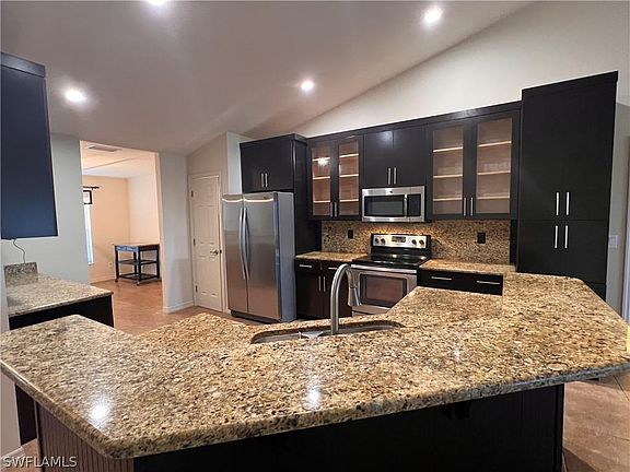 2nd image of 1320 SW 17th Pl