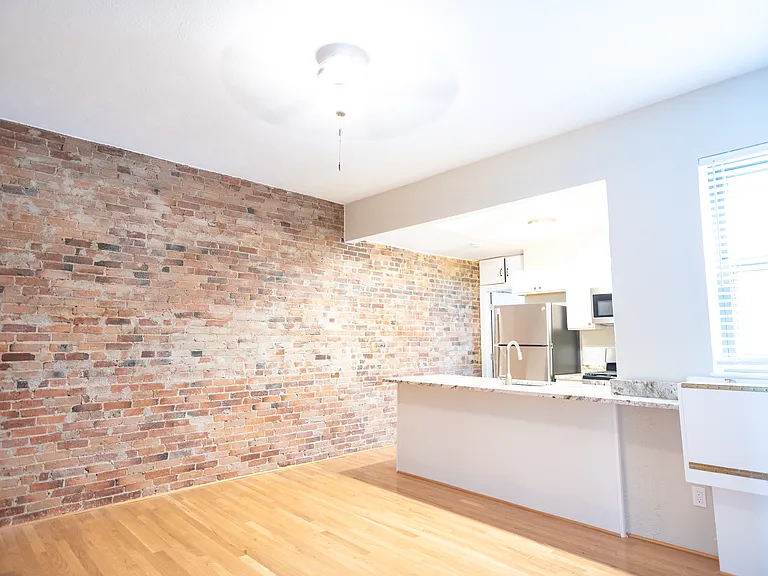 32 Shurtleff St #2 — Photo 10