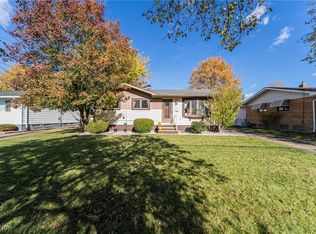 16320 Cynthia Dr, Brookpark, OH 44142