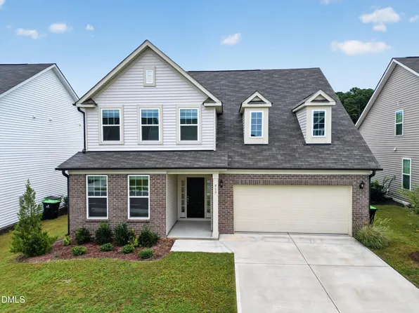 917 Channel Drop Loop, Zebulon, NC 27597