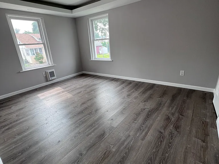 307 Fairview St #2 — Photo 6
