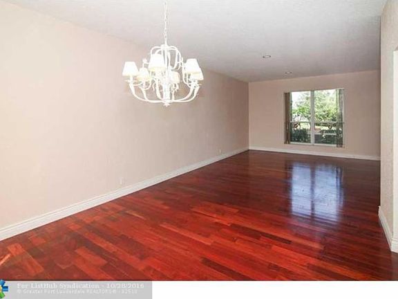 5th image of 410 Stonemont Dr