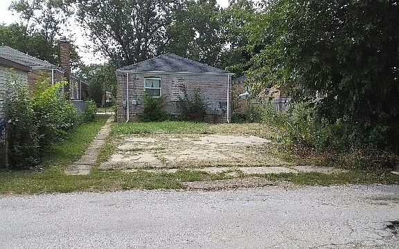 2nd image of 14511 Green St