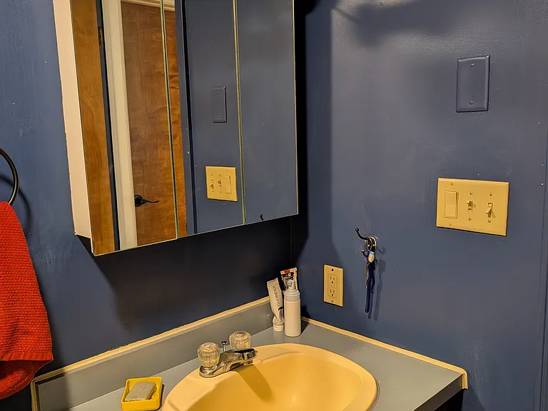 6056 Seneca Rd — Photo 7