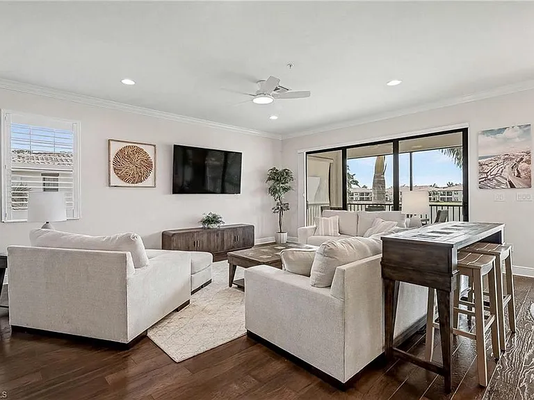 15181 Butler Lake Dr #201 — Photo 3