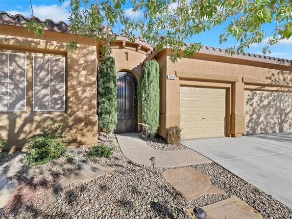 7970 Carson Creek St, Las Vegas, NV 89113
