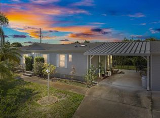 819 Vireo Dr, Barefoot Bay, FL 32976