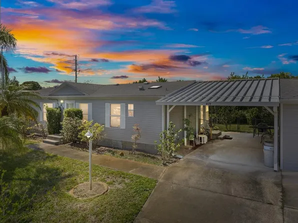 819 Vireo Dr, Barefoot Bay, FL 32976