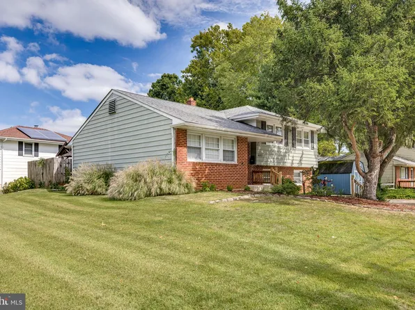401 Chapel Ave E, Cherry Hill, NJ 08034