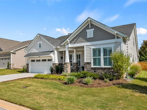 4 Semillon Rd, Simpsonville, SC 29681