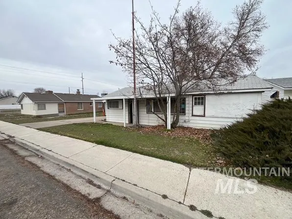 914 W Roberts Ave, Nampa, ID 83651