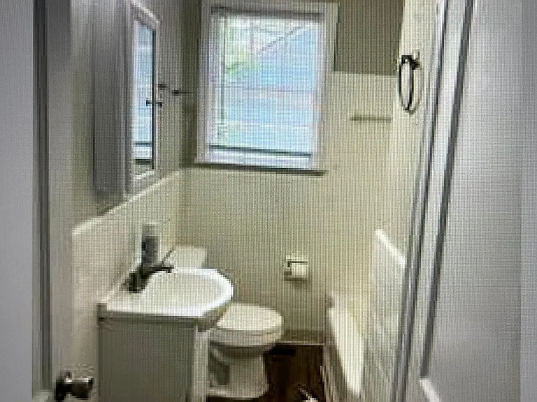 1702 Bragg Blvd — Photo 11