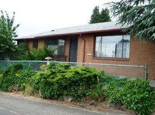 8215 Stone Ave N, Seattle, WA 98103