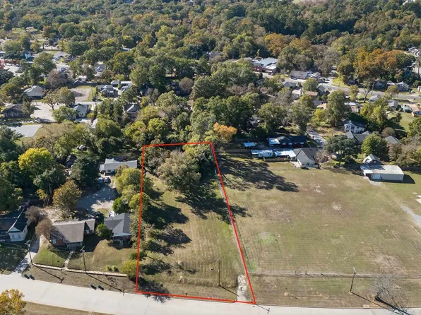 709 N Mill St, Henderson, TX 75652