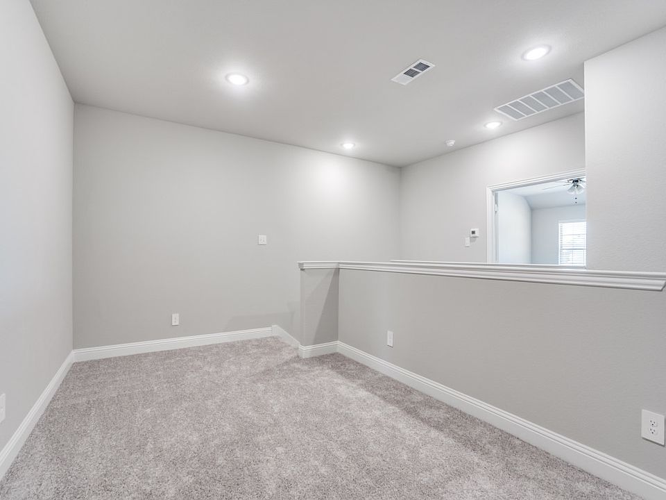 1st image of 6803 Topaz Dr