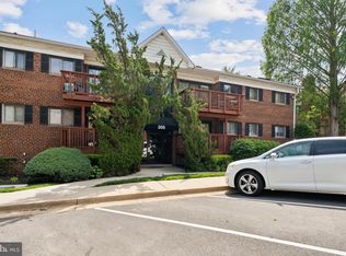 205 Skyhill Rd APT 1, Alexandria, VA 22314