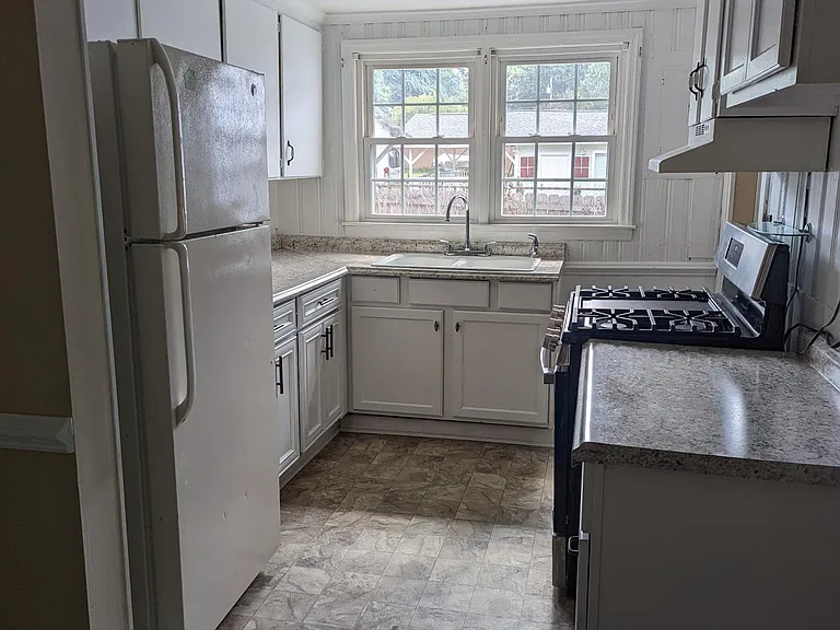 203 Griffin St — Photo 7