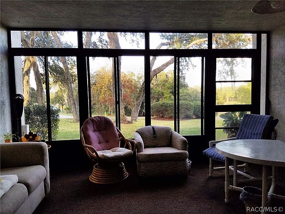 4th image of 156 E Glassboro Ct APT 2B