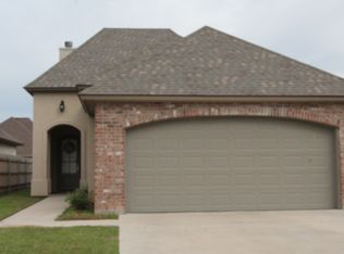 108 Gilmore Rd, Youngsville, LA 70592