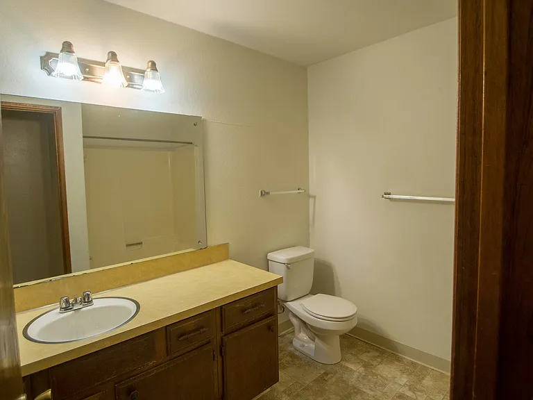Kelsey House Apartments — Photo 10