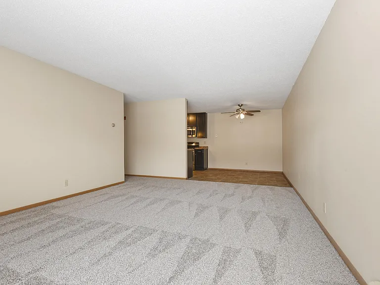 Dellwood Estates — Photo 10