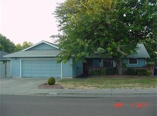 1922 Bristol Dr, Medford, OR