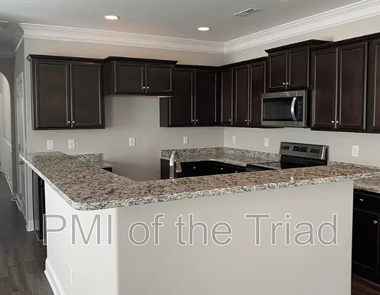 868 Silver Leaf Dr — Photo 4