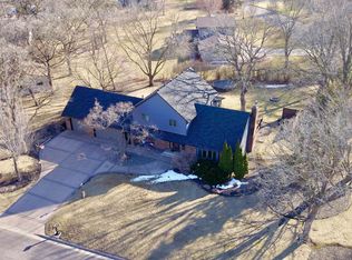 520 Greenview Ct, Sartell, MN 56377