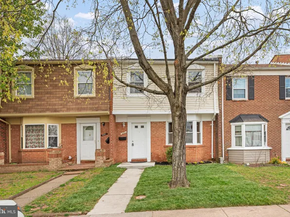 8283 Community Dr, Manassas, VA 20109