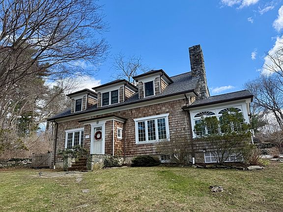 2nd image of 1271 Tucker Rd