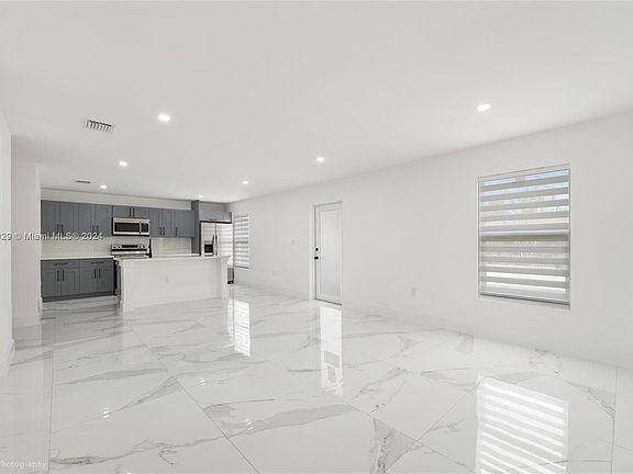 4th image of 10030 SW 171st St #10030