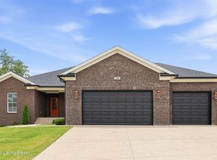 139 Wooded Glen Dr, Mount Washington, KY 40047