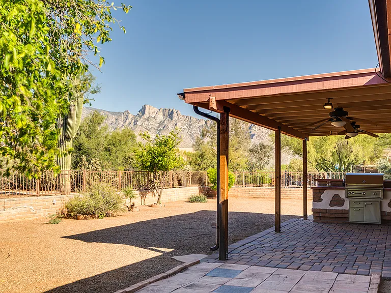 11910 N Joi Dr — Photo 17