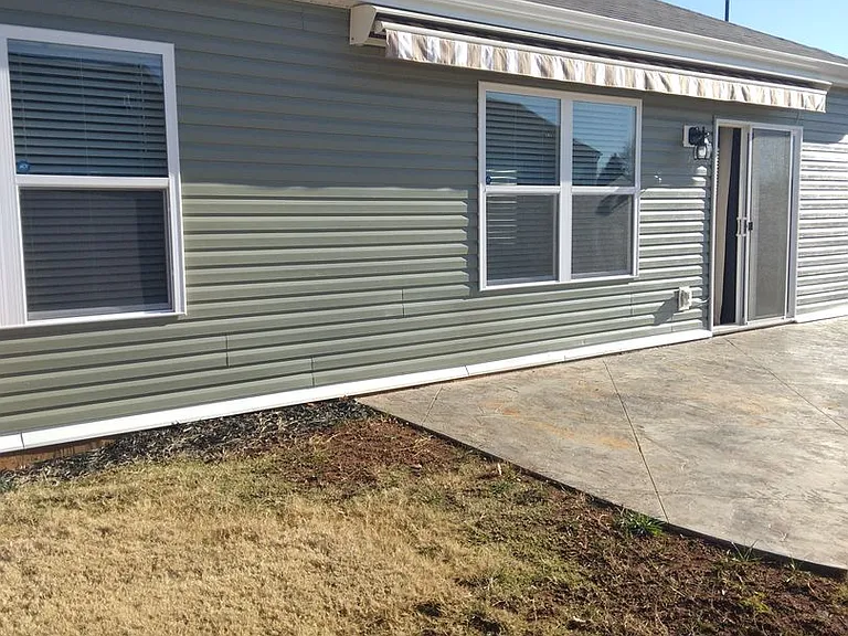 220 Greene Ln — Photo 16