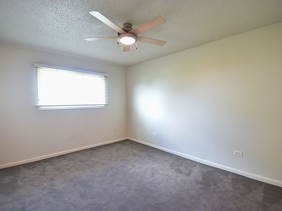 4th image of 3107 Orris Ln #202