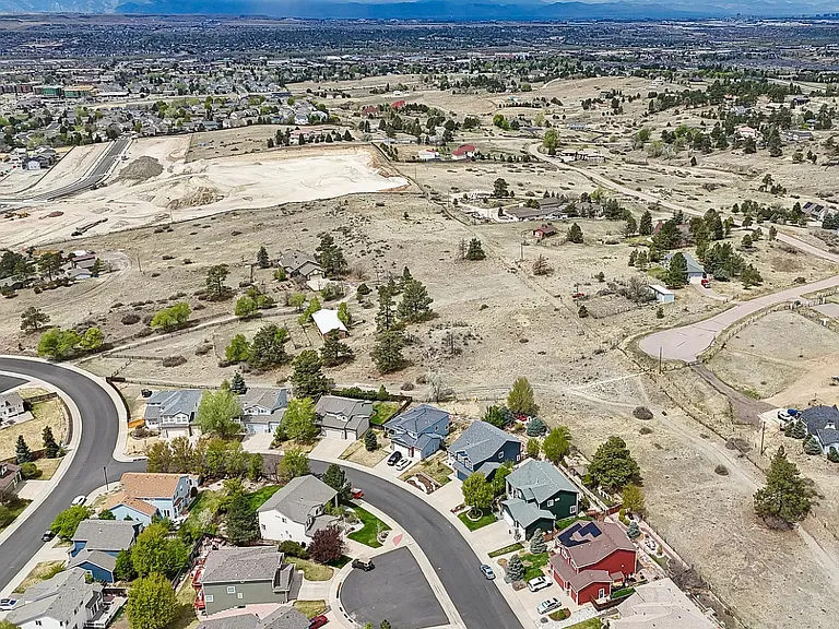 21665 Mount Elbert Pl — Photo 43