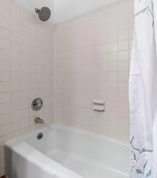 1156 Trailwood S — Photo 4