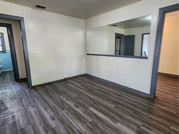 5th image of 309 Indiana Ave