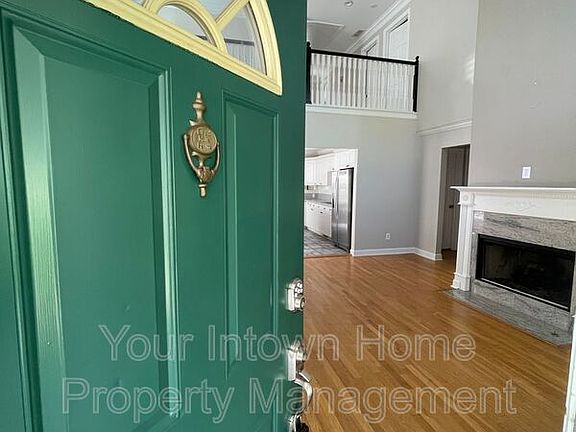 2nd image of 1207 Oglethorpe Ave
