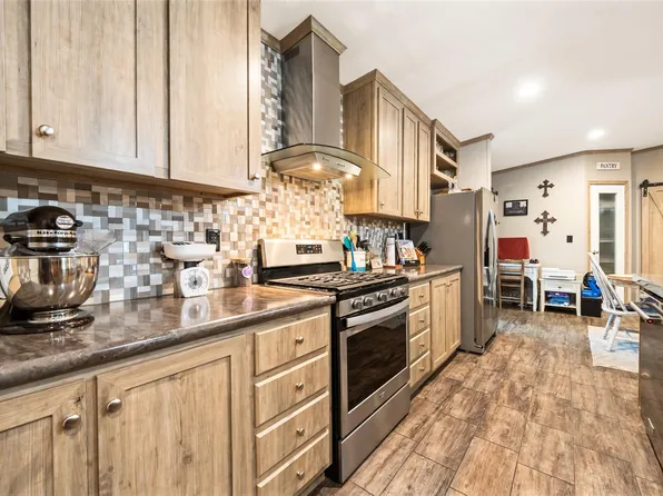 3270 County Road 2285, Cleveland, TX 77327
