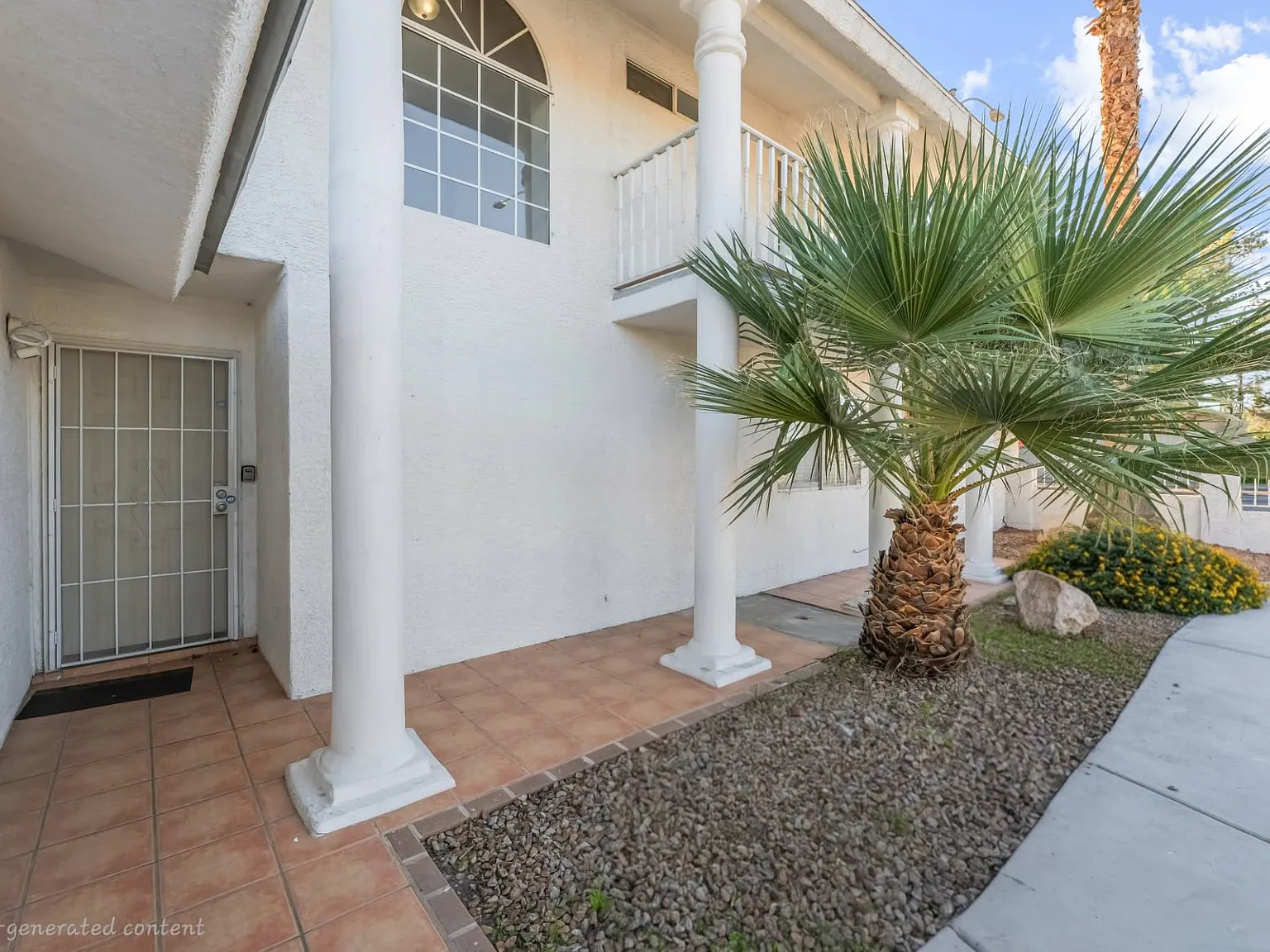 5 bed, $3,995 — Photo 2