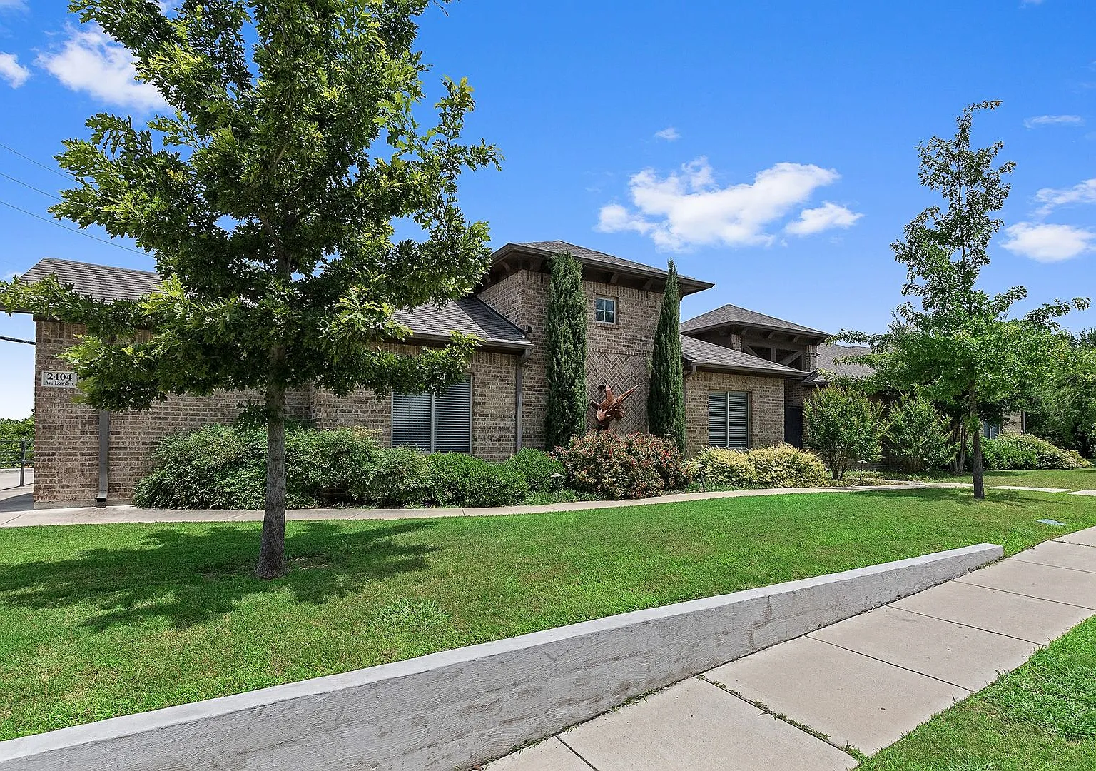 ** Move In 2026 $7200 * Move In 2027 $7800 ** 6 Bed 4 Bath Home, 5 Minute Walk To Tcu — Photo 2