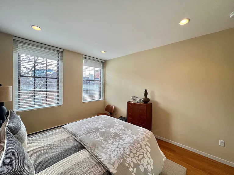 19 Fayette St #7 — Photo 7