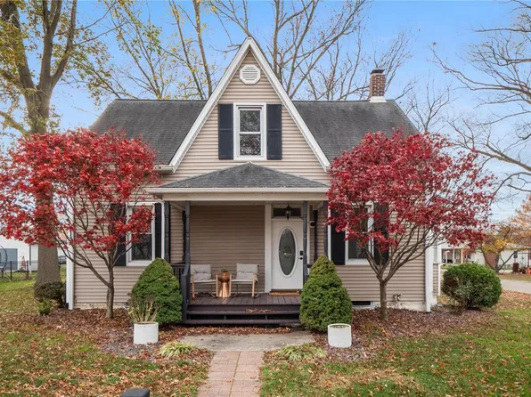 109 W Ash St, New Baden, IL 62265