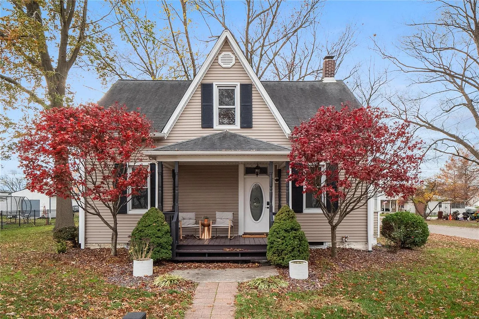 109 W Ash St photo 1