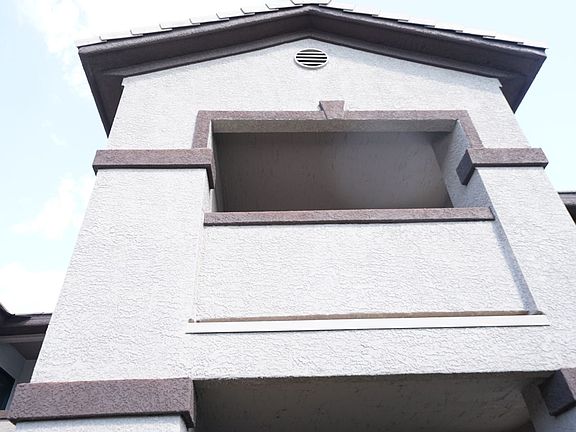4th image of 45 Maleena Mesa St Building 227-2