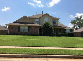 1104 Lambeth Dr, Edmond, OK 73003