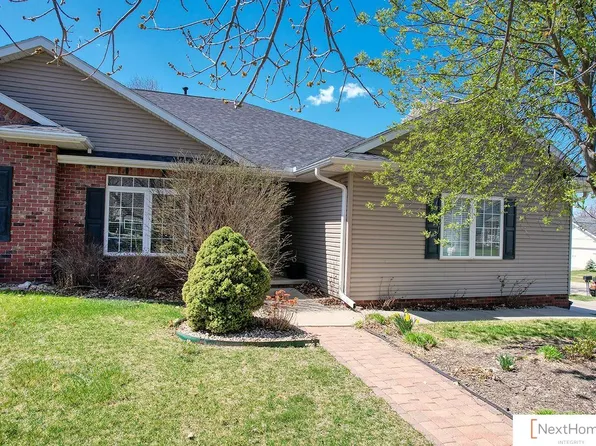2061 Chloe Ln, Lincoln, NE 68512